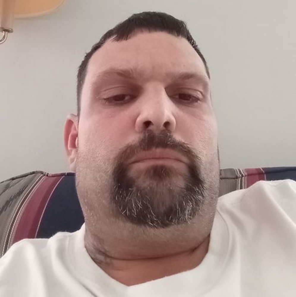 Meet your Posher, Larry